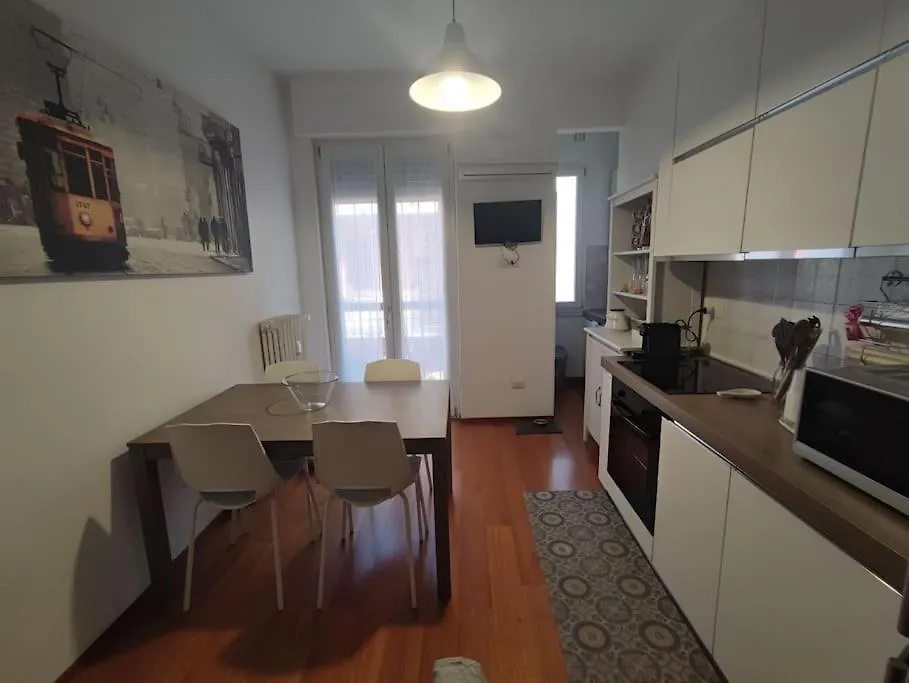 Esplora Comodamente Milano E Poi Riposa Tranquillo